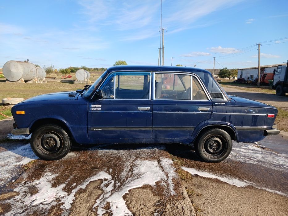 Продам автомобиль ваз 2106