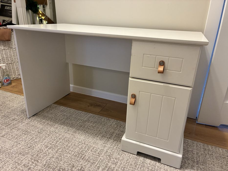 Biurko drewniane, białe