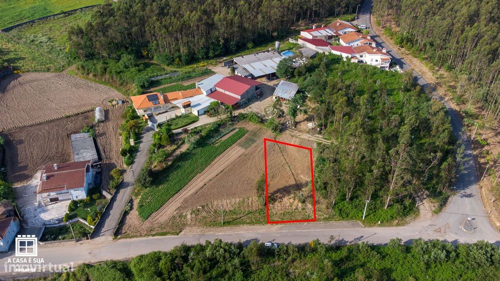 Lote urbano com 675 m2 em São Vicente de Pereira - Exclusivo