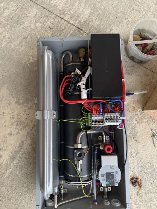 Котел teknix на запчастини або ремонту та користування