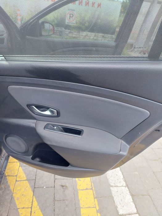 Рено Флюенс 2011р. 1.6 автомат, газ/бензин