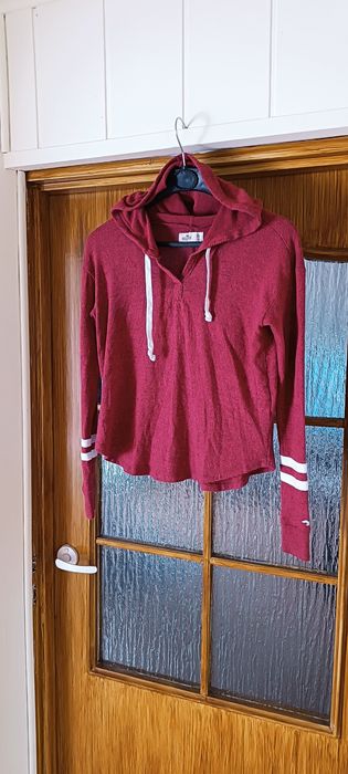 Damska bluza z kapturem Hollister