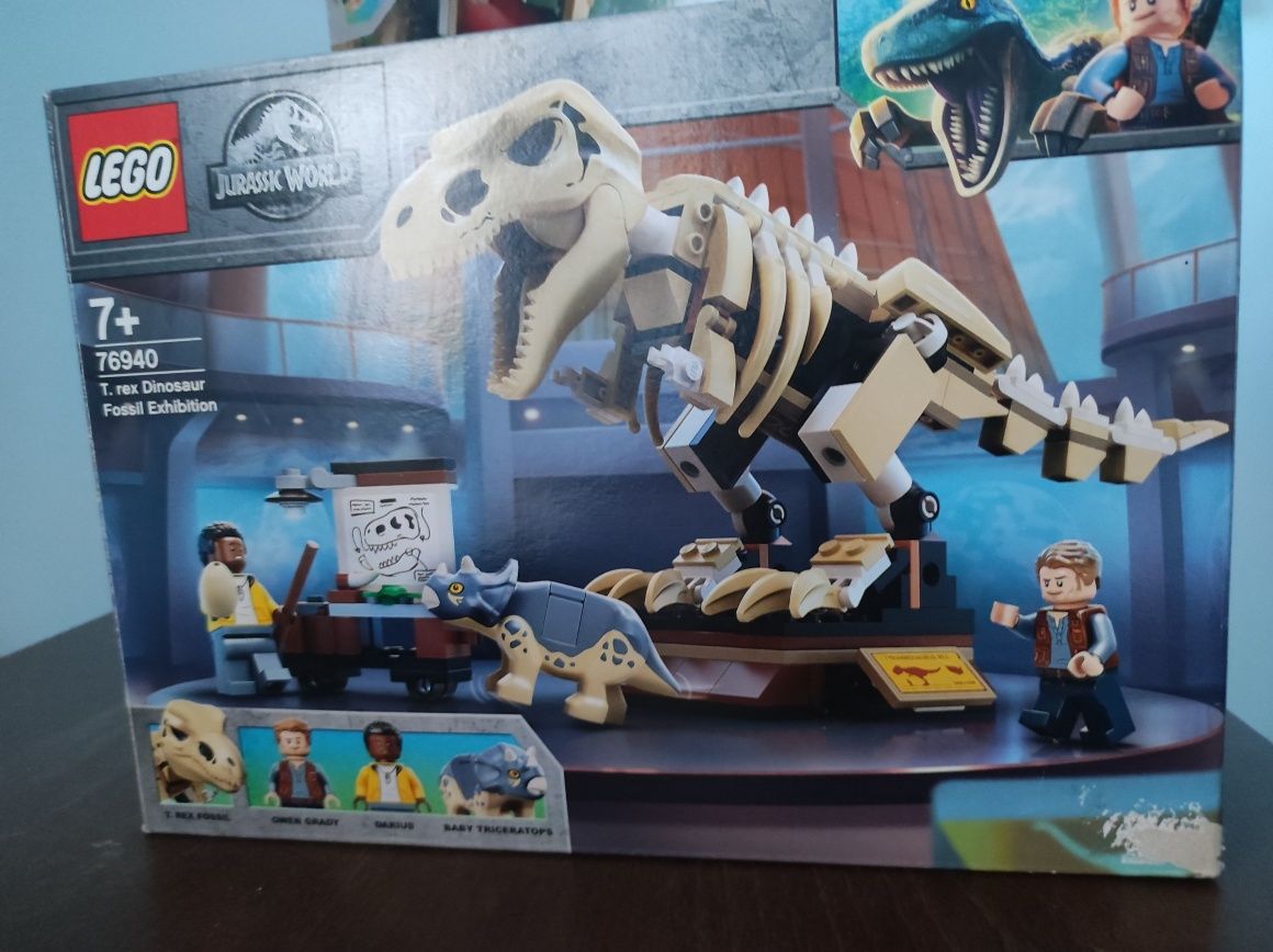 LEGO jurasic world szkielet t-rexa