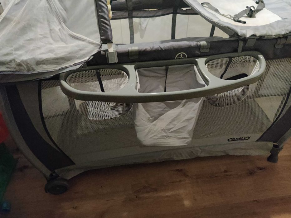 Łóżeczko dziecięce składane