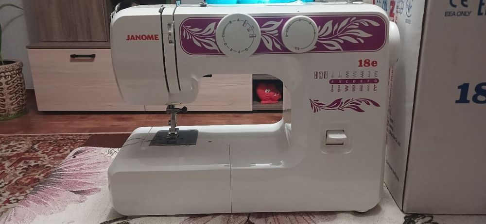 Швейна машинка Janome 18e. Ідеальний стан як нова