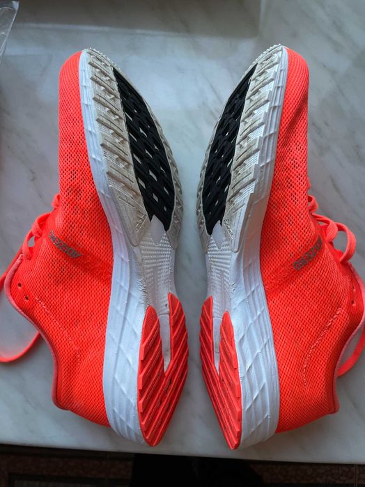 кросівки Adidas жіночі 37 1/2р