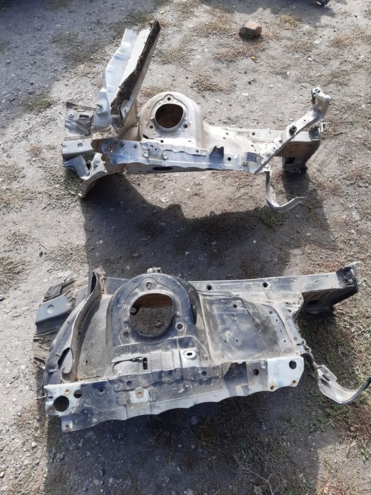 Четверть Toyota Rav4 2006-2011 четвертина кузова лонжерон