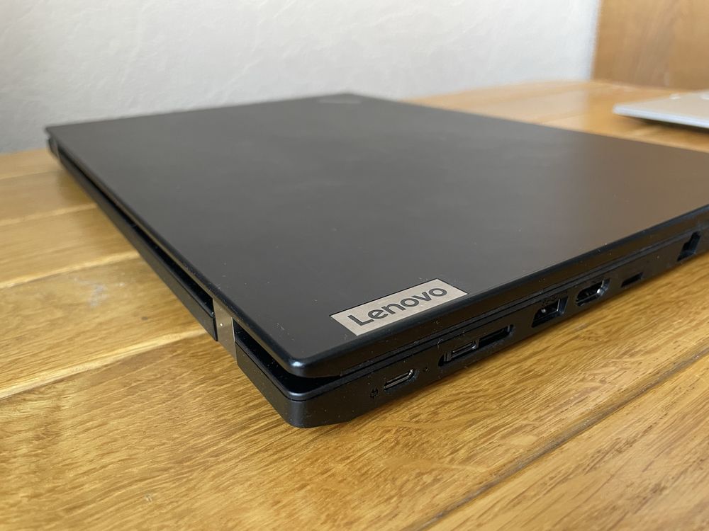 Сенсорний ноутбук Lenovo ThinkPad T14 (i5 10g, 8Gb, 256 SSD)