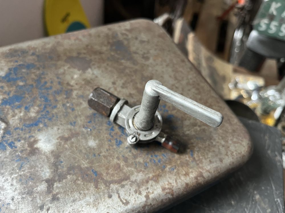 SHL M11 M17 WSK 175/125 kranik paliwa ladny stan śląsk