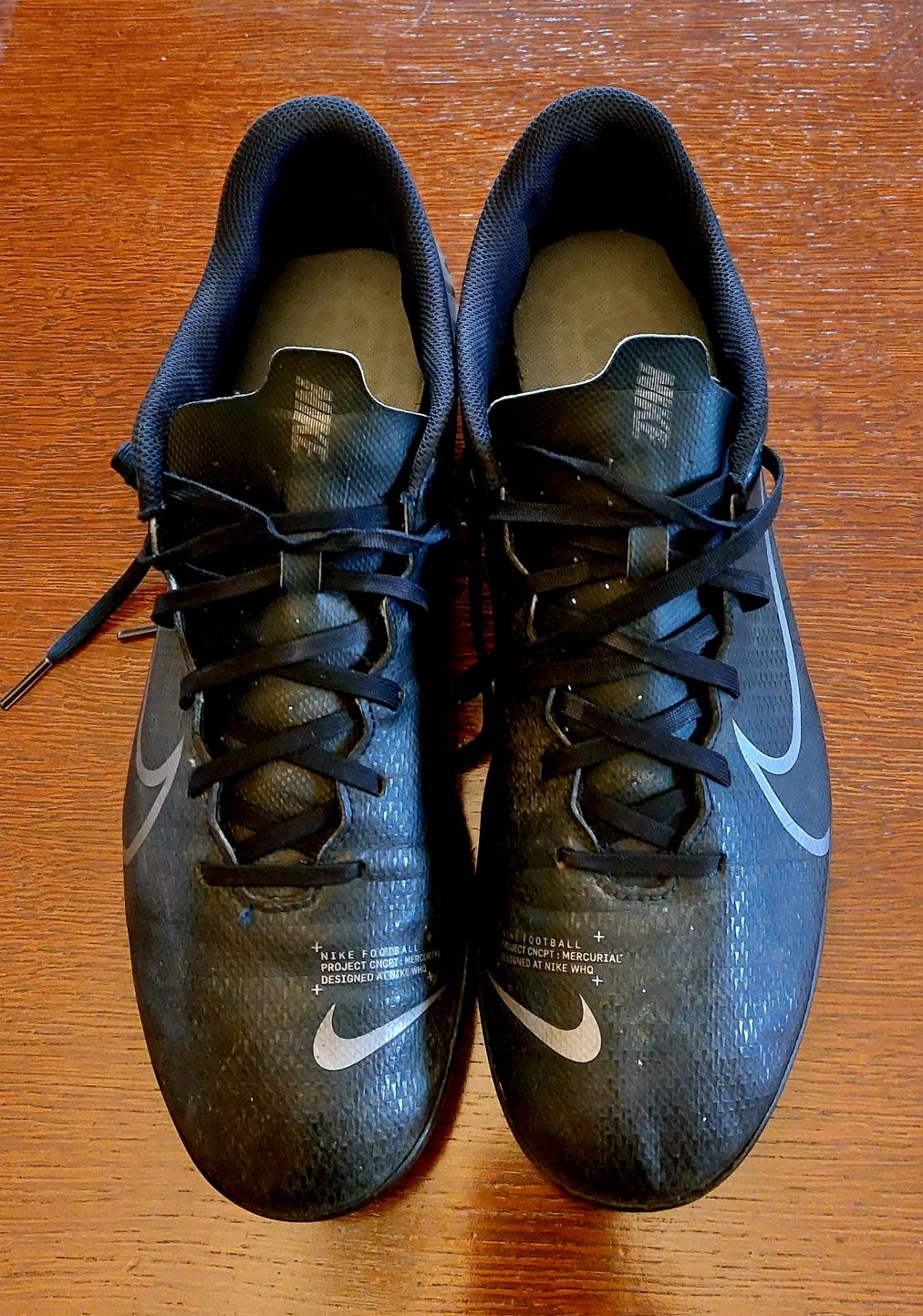 Buty Nike korki r46.