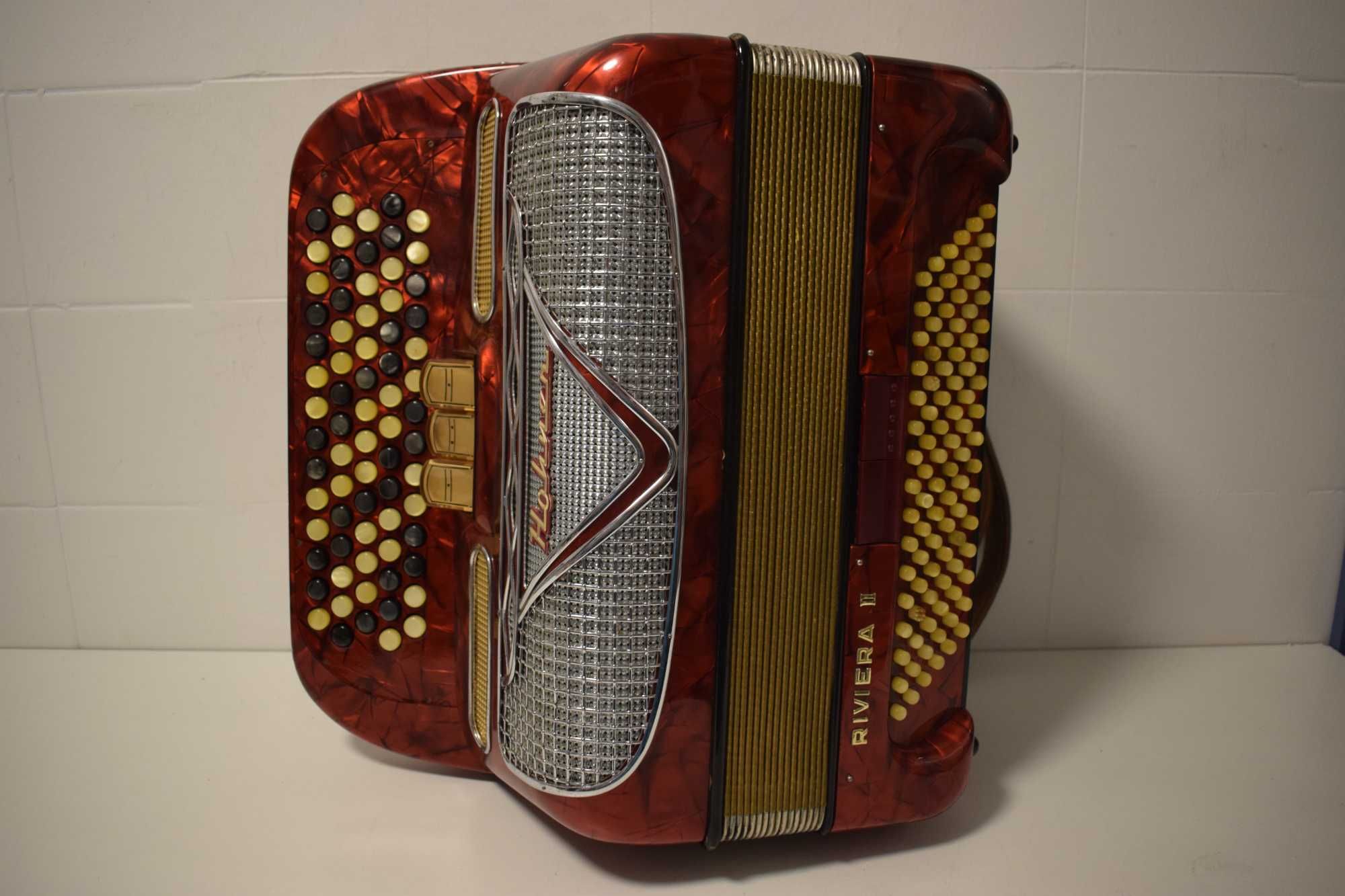 Acordeao hohner Riveira III 3 Voz 96 Baixos, N .252