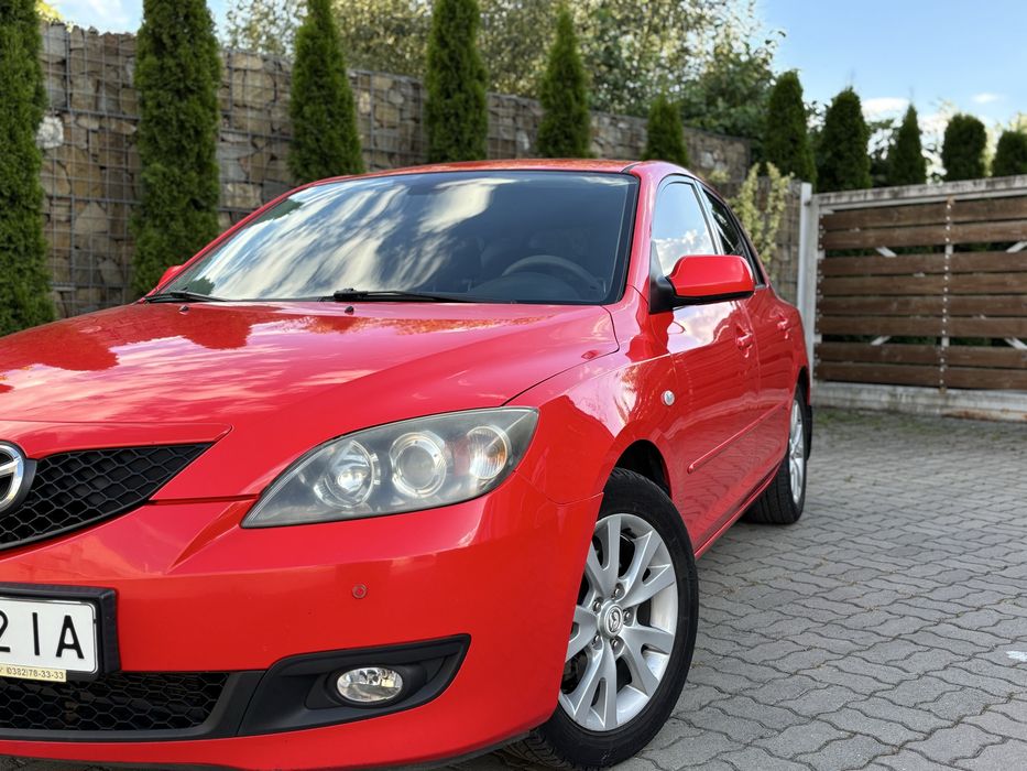 Mazda 3     1.6 газ/бензин
