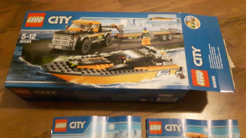 Lego City Terenówka z motorówką 60085