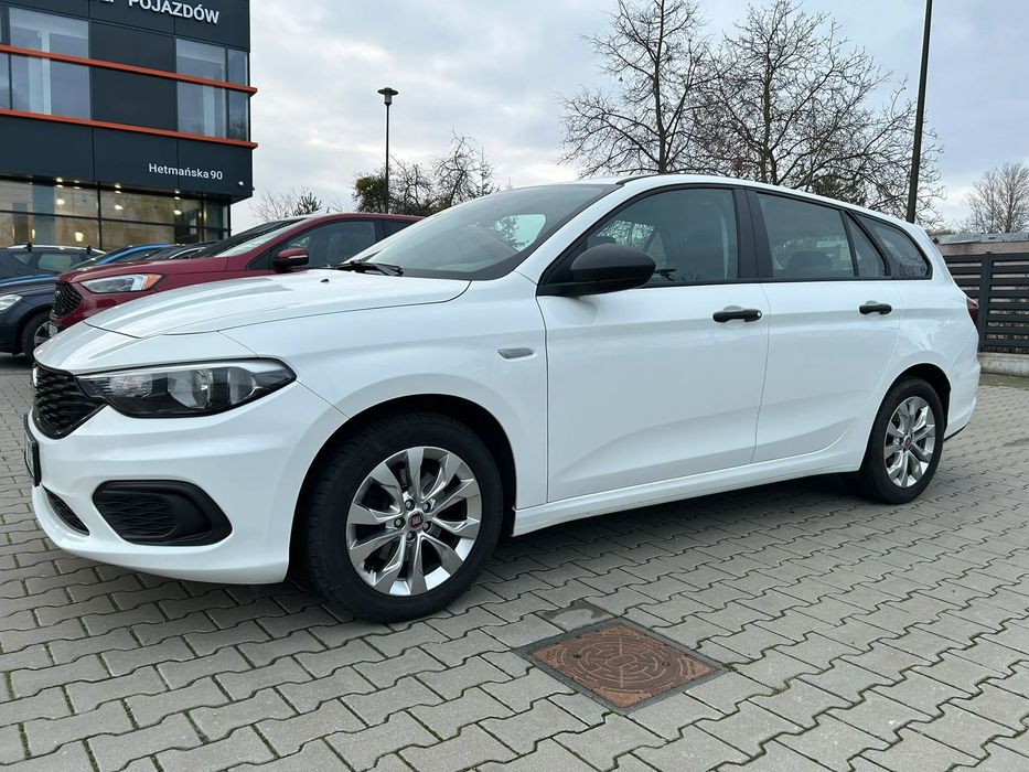Fiat Tipo Serwisowany w ASO, bezwypadkowy