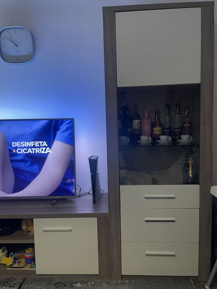 Movel Tv + Vitrine Fabrico Nacional
