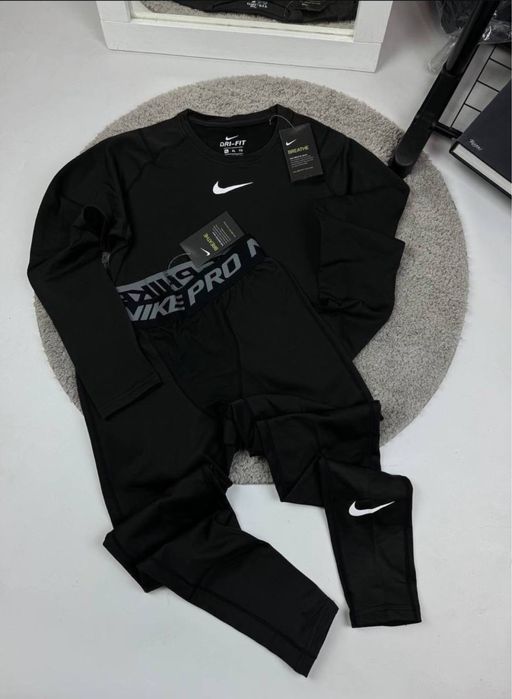 Термно білизна Nike Pro , термуха , на руках