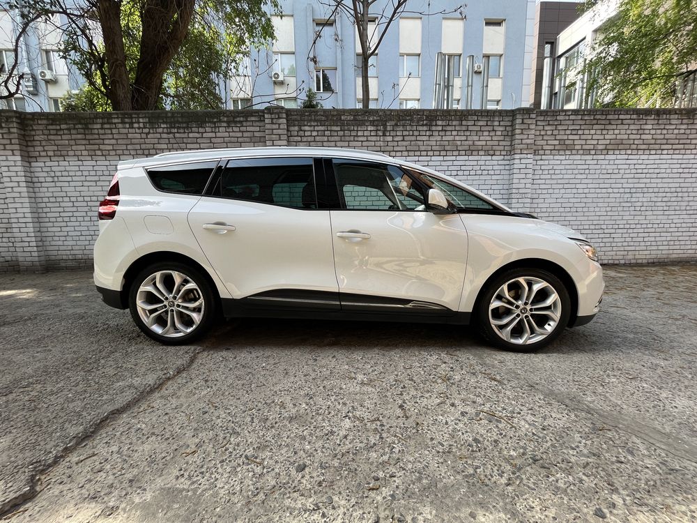 Renault Grand Scenic 2018 року 1.5 dci / 7 мест