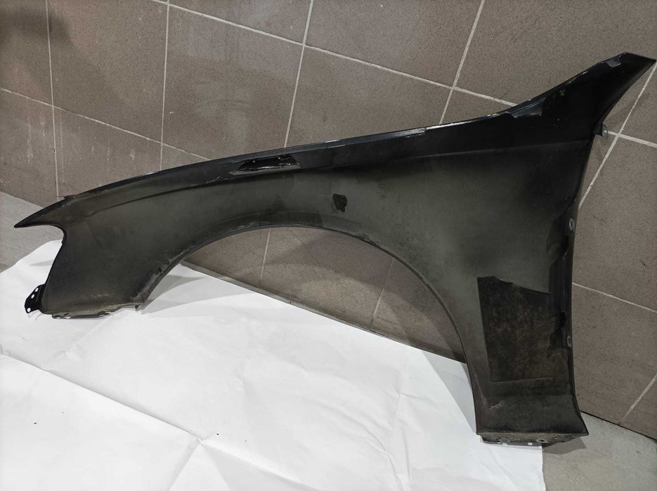 Audi B8 blotnik prawy