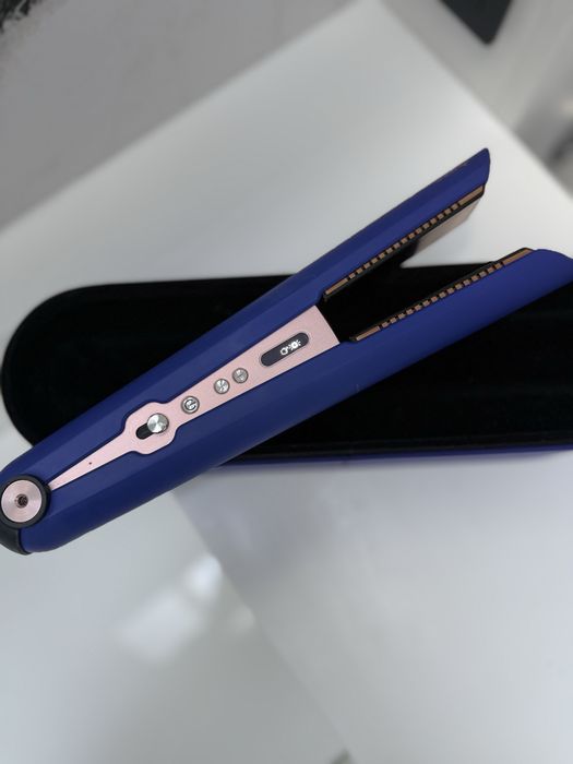 Dyson вирівнювач corrale