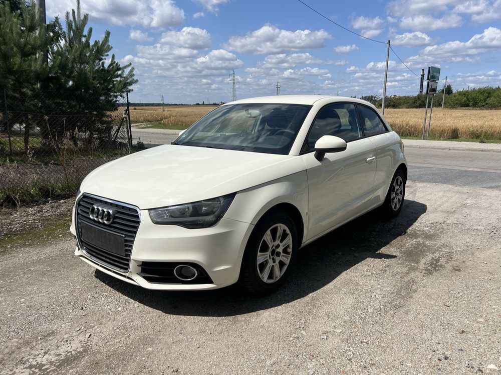 Audi A1 • 2012r • 1.2 • Uszkodzona skrzynia biegów (jezdny)