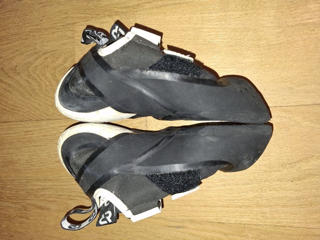 Buty wspinaczkowe Rock Pillars rebel qc dł. całego buta około 20.5 cm