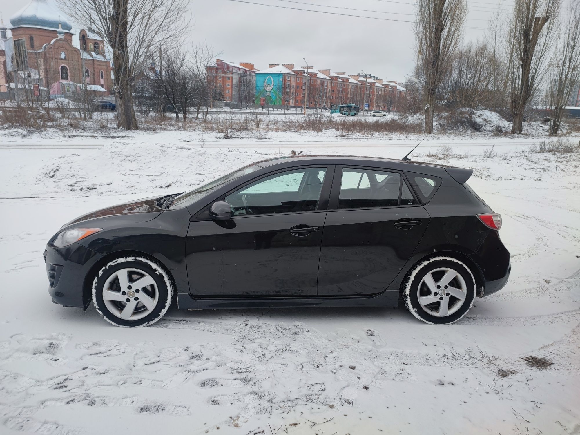 Mazda 3 avtomat 2.5 бензин