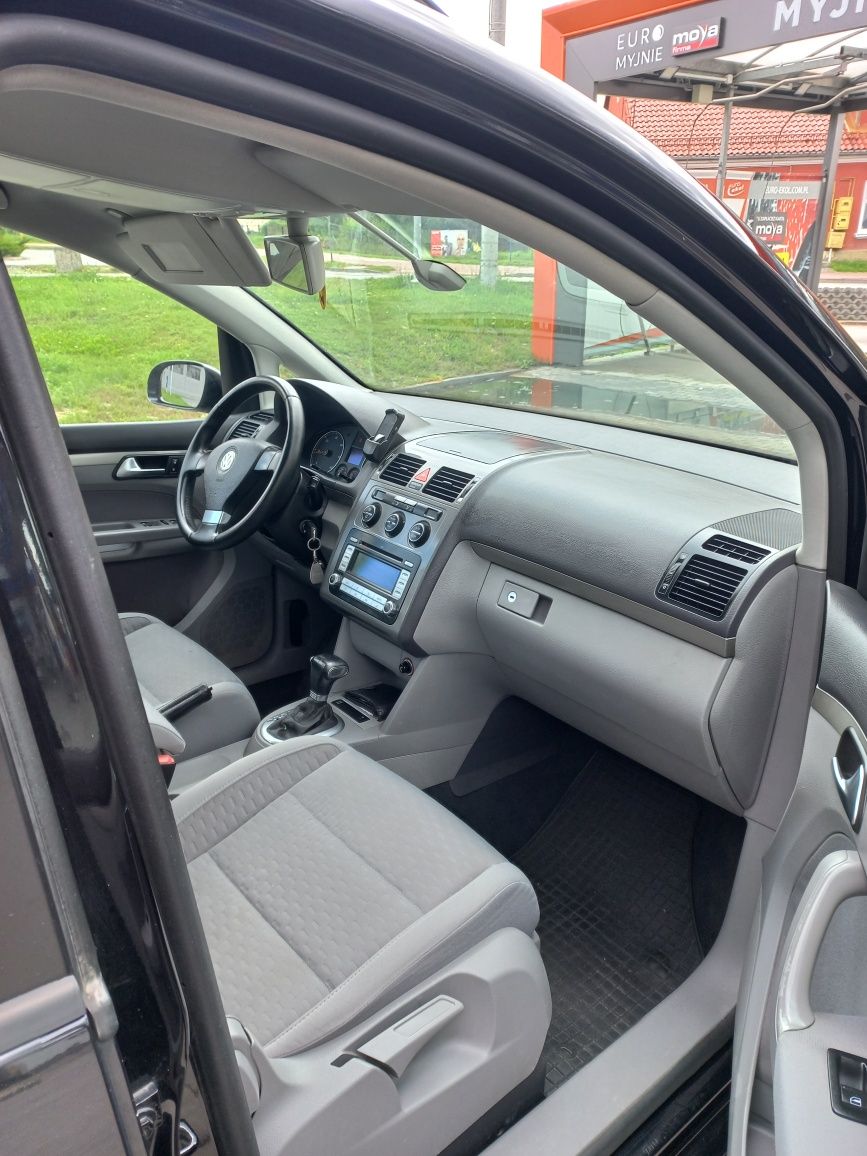 Sprzedam Tourana 1.9tdi Lift 7osobowego automat
