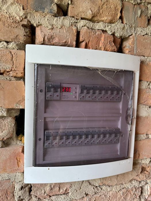 Продаж великого будинку в селищі Ружин Житомирська обл. 150 км до Київ