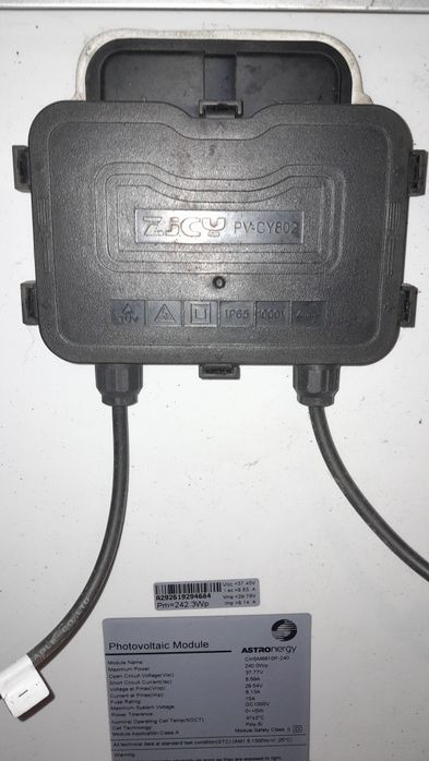 Panel fotowoltaiczny używany 240 W