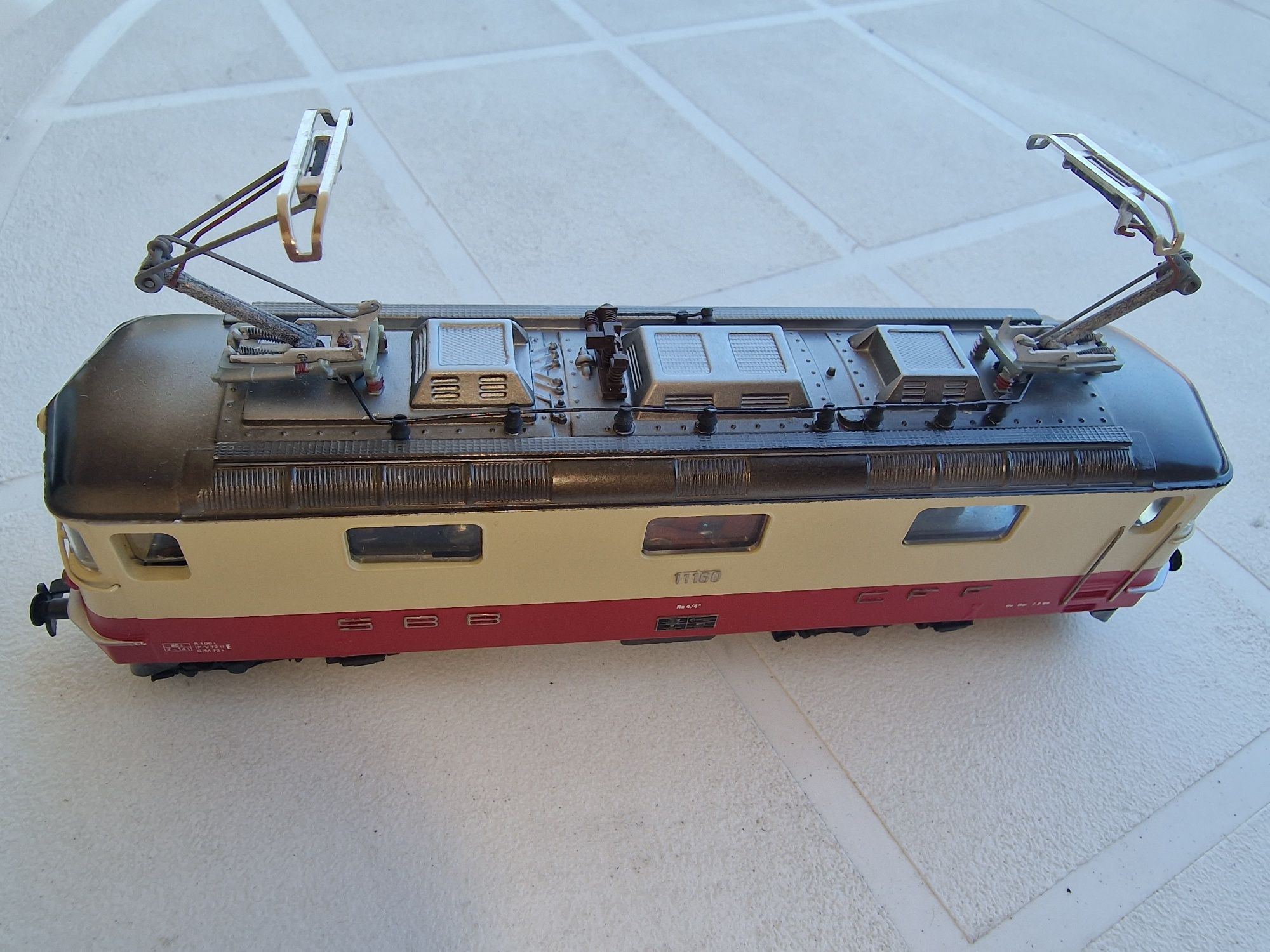 Locomotiva marklim nova com luzes e outros