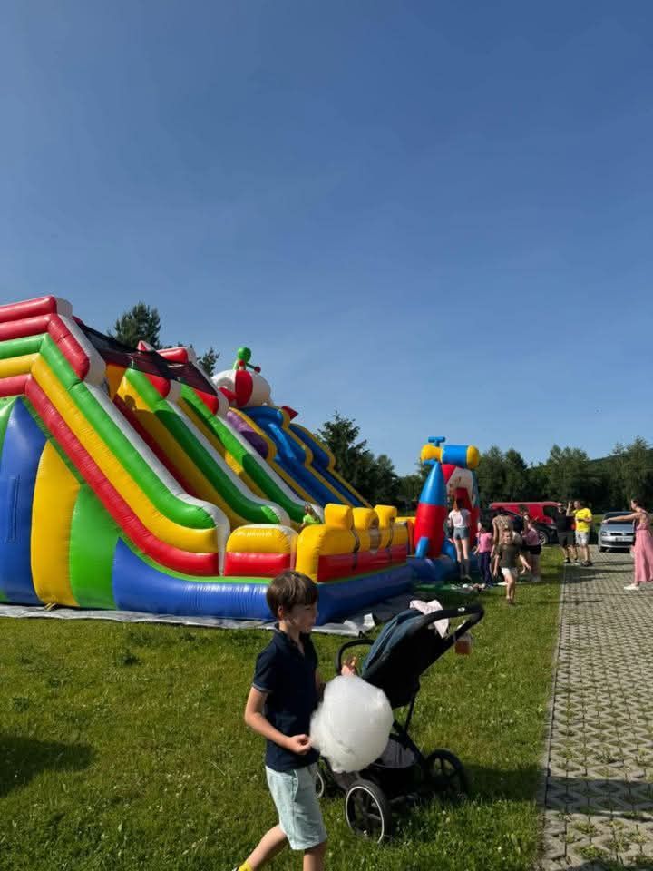 DMUCHAŃCE, dmuchana zjeżdżalnia