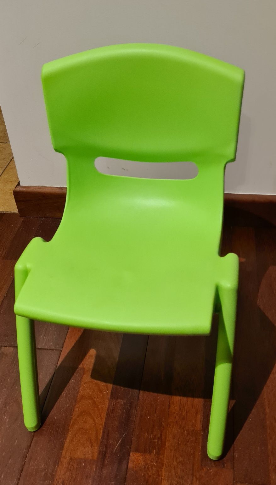 Krzesełko dziecięce FIORE – lekkie i wytrzymałe!