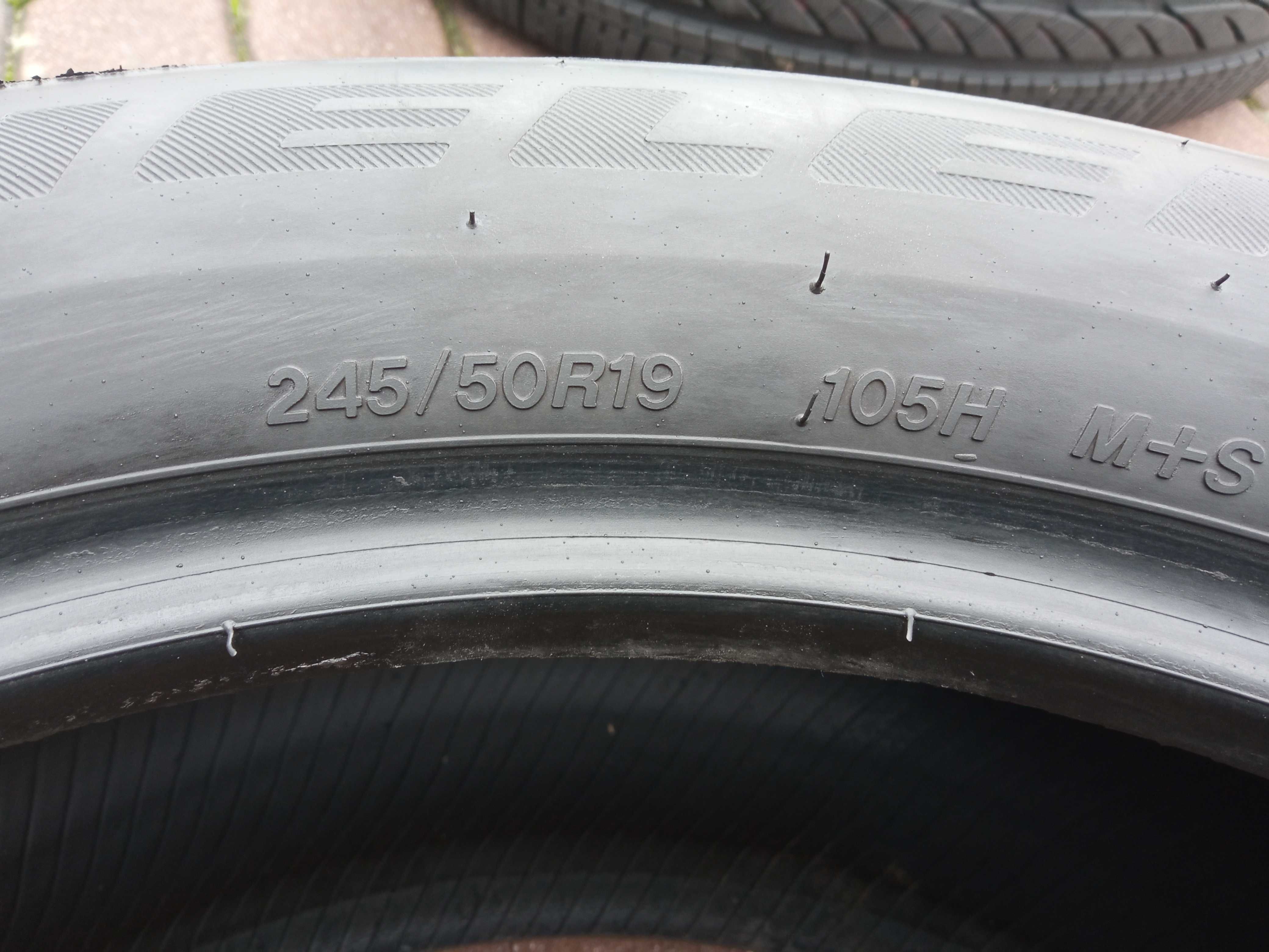 Opony letnie Bridgestone RUN-FLAT 245/50 R19 Z roku2020