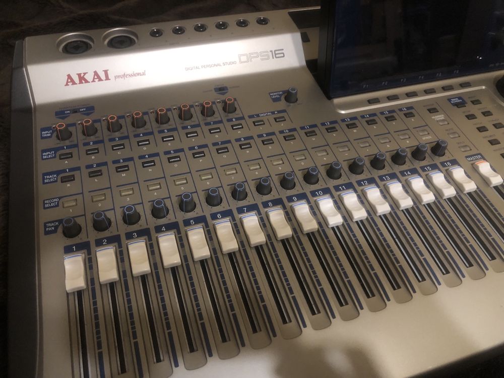 Akai DPS 16 Multitrack Recorder sampler mpc Rejestrator Wieloślad Rare