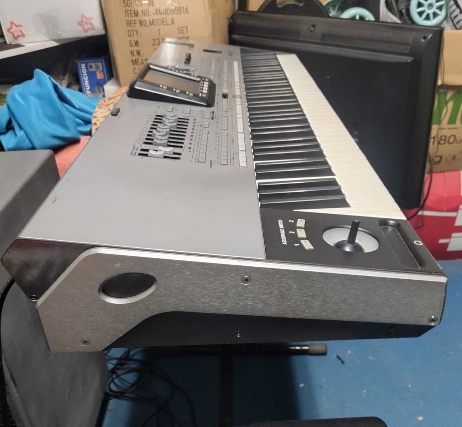 Korg PA3x76 musikante em muito bom estado