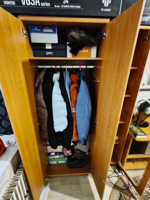 Комплект меблiв (шафа, пенал, стол)