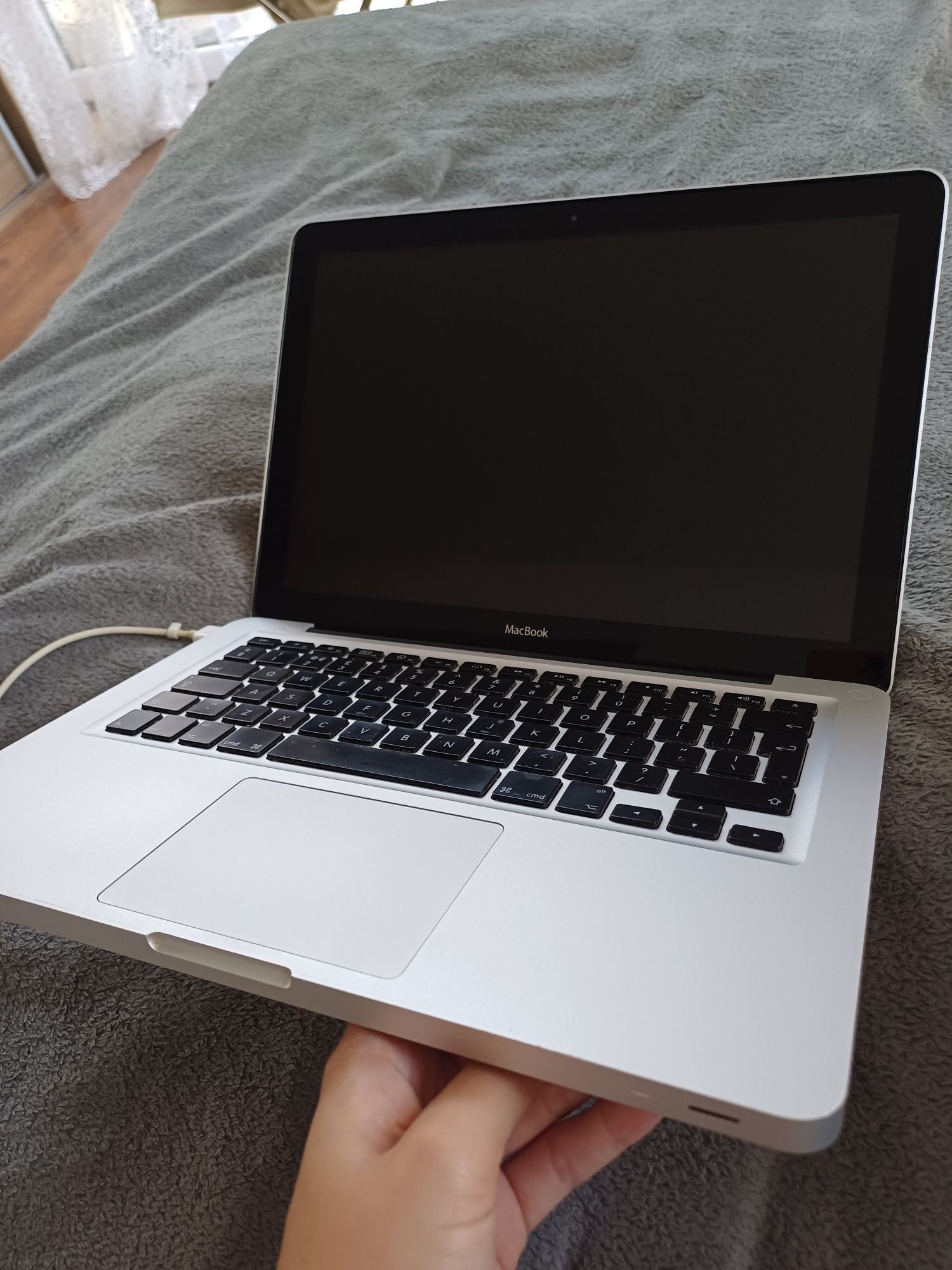 Macbook A1278 intel Core 2 Duo