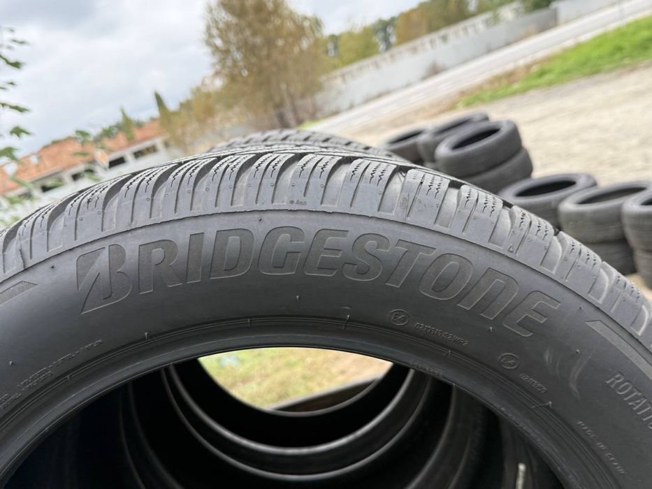 Як нові 235/55/18 Bridgestone blizzak LM005 2022 рік 6.8 мм