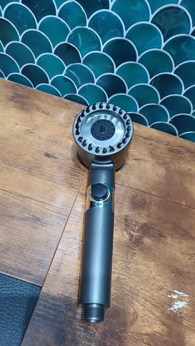 Turbodoładowana słuchawka prysznicowa