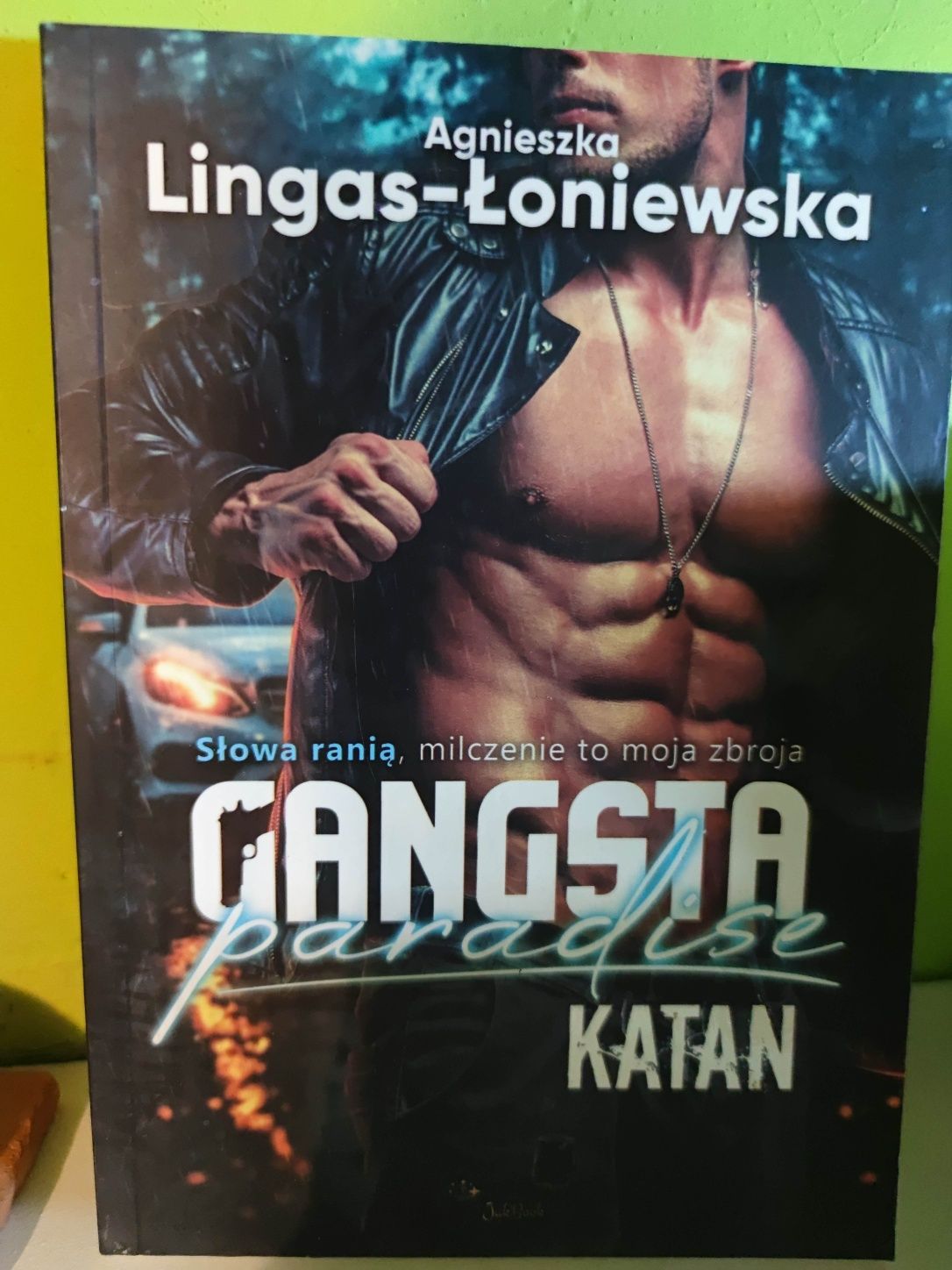 Gangster paradose Katan