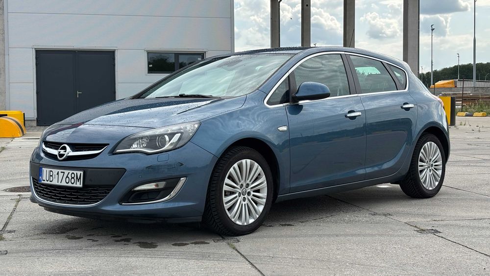 Opel Astra J, 2012r, 1.4T + LPG, polift, COSMO
