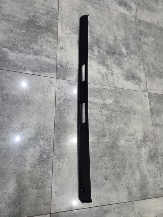 Mercedes w124 coupe cabrio listwa klapy