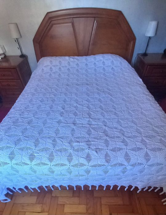 Colcha de casal em renda nova