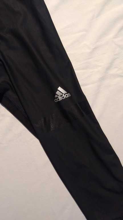 spodnie do biegania adidas techfit climachill dla chudzielca