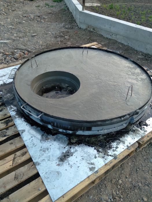 Кільця криничні бетонні від виробника.