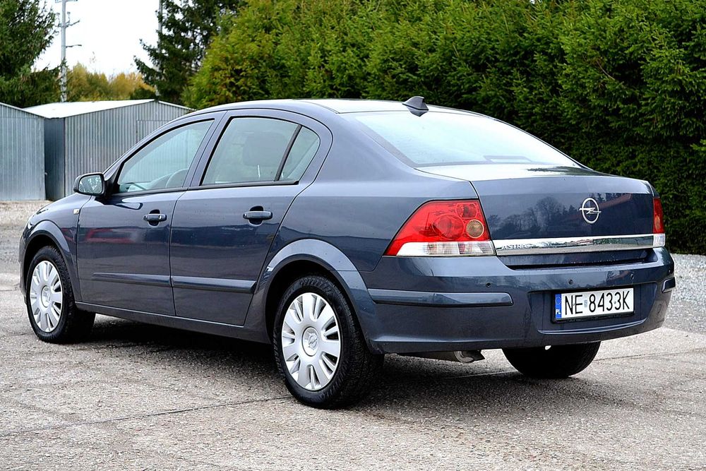 Opel Astra H 1,6 cm 2008r benzyna , klima , super stan , okazja !!