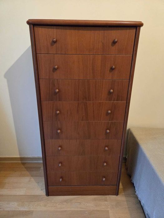 Cómoda 8 gavetas - quarto