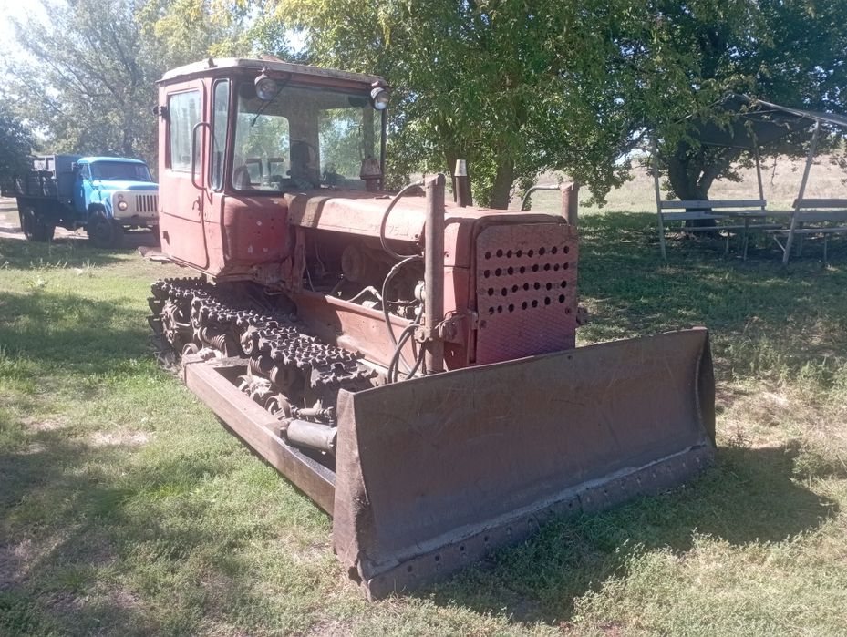 Продам бульдозер дт-75