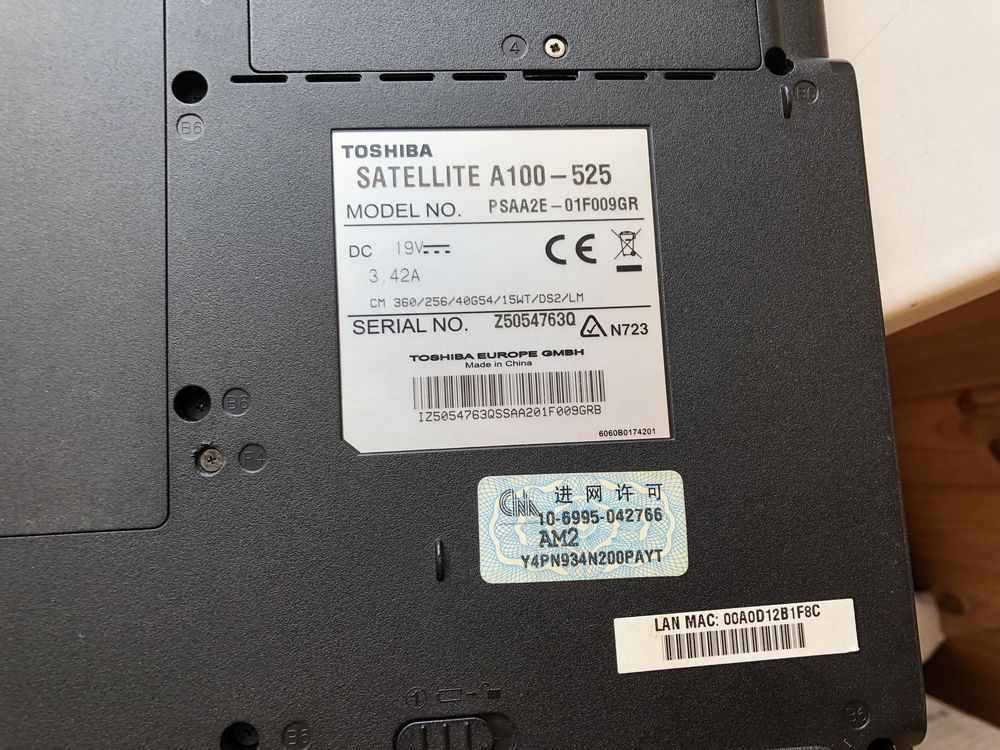 Ноутбук Toshiba A 100 - 525