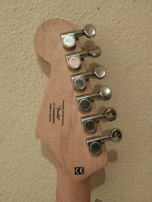 Guitarra Elétrica Fender